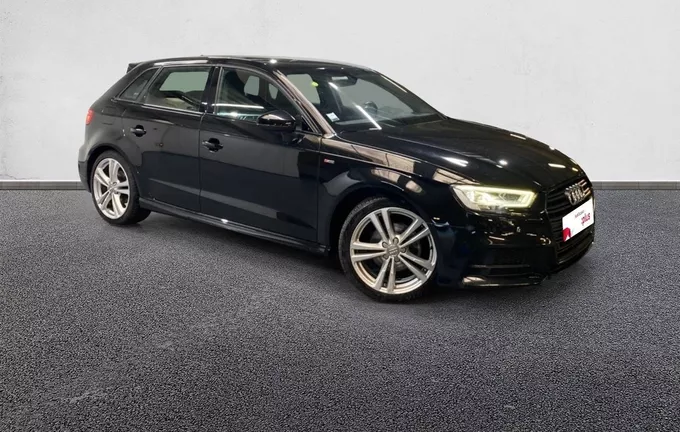 AUDI A3 Sportback 35 TFSI CoD 150 S tronic 7 S Line extérieur trois quart avant droit 2130066