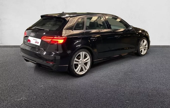 AUDI A3 Sportback 35 TFSI CoD 150 S tronic 7 S Line extérieur trois quart arrière droit 2130066