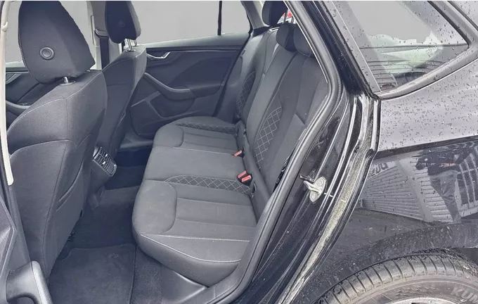 SKODA KAMIQ 1.0 TSI Evo 110 ch DSG7 Ambition extérieur arrière 2127904