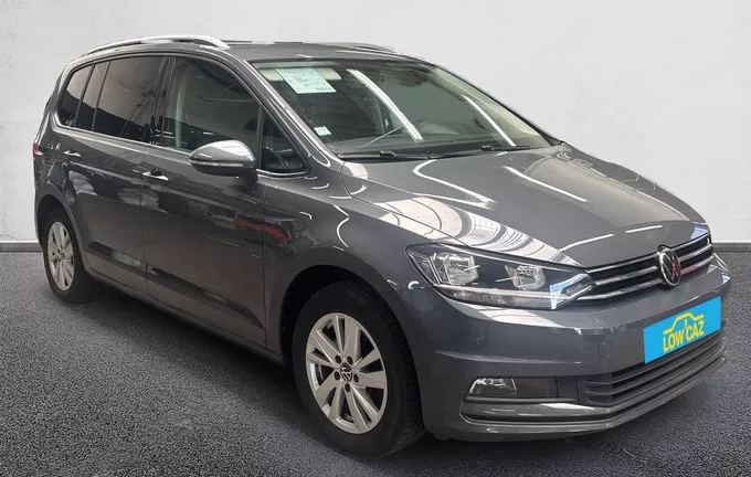 VOLKSWAGEN TOURAN 1.5 TSI EVO 150 DSG7 7pl Lounge extérieur trois quart avant droit 213436