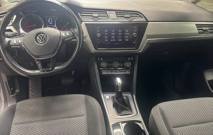 VOLKSWAGEN TOURAN 1.5 TSI EVO 150 DSG7 7pl Lounge photo 18 213436