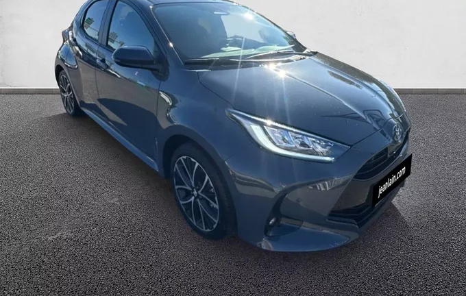 TOYOTA YARIS Hybride 116h Design extérieur trois quart avant droit 201718