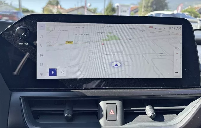 LEXUS UX 300h 2WD Luxe photo 15 1103768