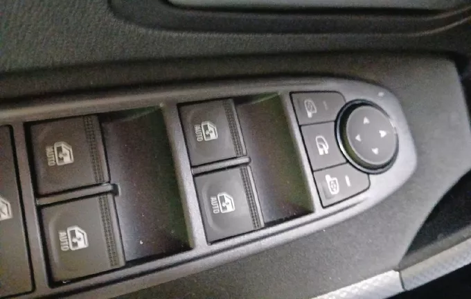 DACIA DUSTER Hybrid-G 150 4x4 Journey photo 19 946186