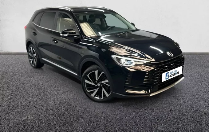 MG ZS 1.5 L Hybrid+ 197 ch Luxury extérieur trois quart avant droit 601154