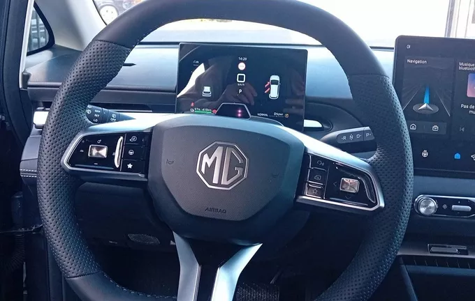 MG MG4 EV Urban 54 kWh - 118 kW Premium photo 28 9913