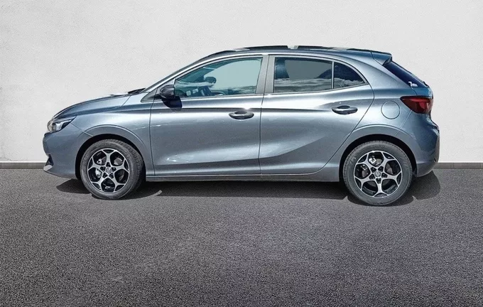 MG MG3 1.5 L Hybrid+ 195 ch Luxury extérieur côté gauche 6542