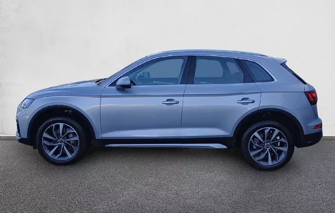 AUDI Q5 40 TDI 204 S tronic 7 Quattro Design extérieur côté gauche 2125679