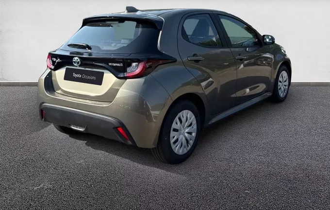TOYOTA YARIS Hybride 116h Dynamic extérieur trois quart arrière droit 1103716