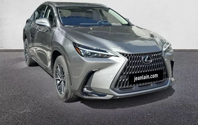 LEXUS NX 350h 4WD Hybride Pack extérieur trois quart avant droit 881993