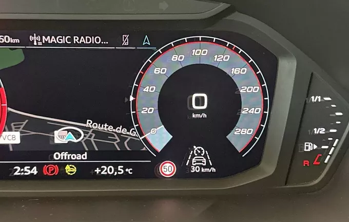 AUDI Q3 Sportback 35 TFSI 150 ch S tronic 7 S line photo 21 2131180