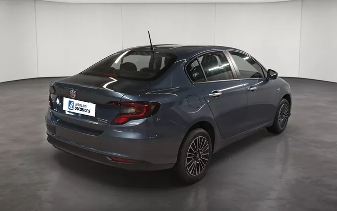 FIAT TIPO 1.6 Multijet 130 ch City extérieur trois quart arrière droit 2132297