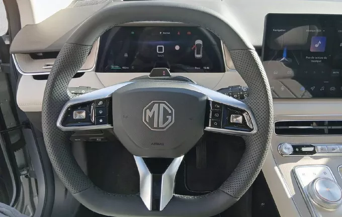 MG MGS6 EV 4WD Dual Motor Luxury photo 12 9490