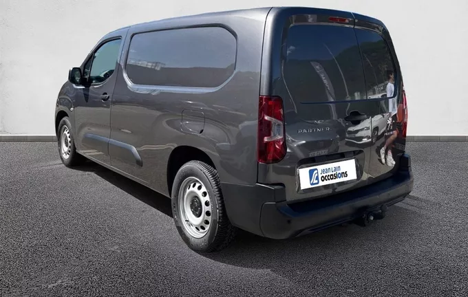 PEUGEOT PARTNER FOURGON XL 950 KG BLUEHDI 130 S&S EAT8 extérieur trois quart arrière gauche 106209