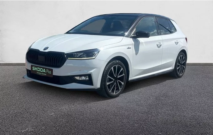 SKODA FABIA 1.0 TSI 110 ch DSG7 Monte-Carlo extérieur trois quart avant gauche 560116
