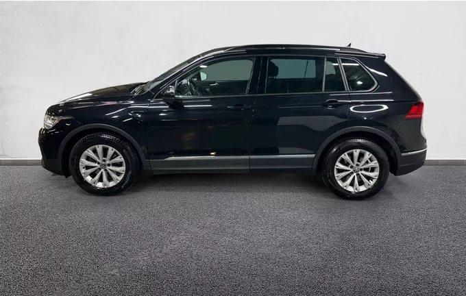 VOLKSWAGEN TIGUAN 2.0 TDI 150ch DSG7 Life Business extérieur trois quart arrière gauche 2124406