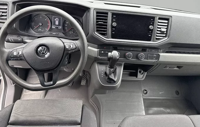 VOLKSWAGEN UTILITAIRES CRAFTER VAN 35 L3H3 2.0 TDI 140 CH BVA BUSINESS LINE photo 18 106214