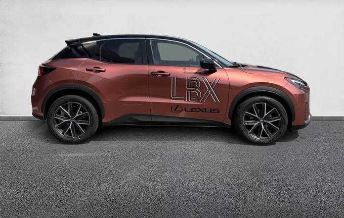LEXUS LBX 2WD Cool extérieur côté droit 1103382