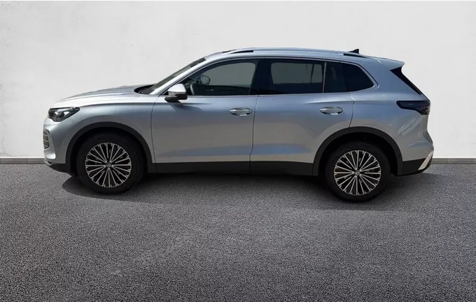 VOLKSWAGEN TIGUAN 1.5 eTSI 150ch DSG7 Elegance extérieur trois quart arrière gauche 7526