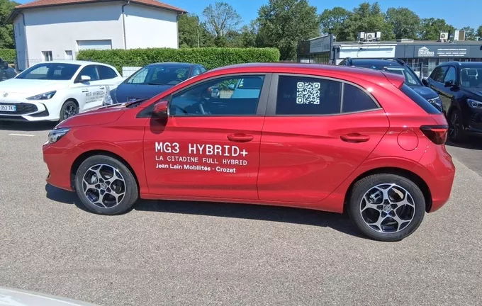 MG MG3 1.5 L Hybrid+ 195 ch Luxury extérieur trois quart arrière gauche 8201