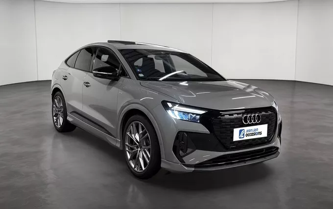 AUDI Q4 E-TRON Sportback 40 204 ch 82 kWh S line extérieur trois quart avant droit 2132398