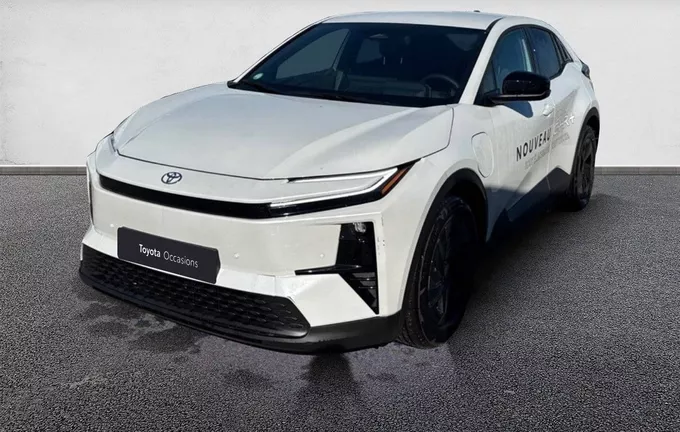 TOYOTA C-HR+ ELECTRIQUE C-HR+ Grande Autonomie 77 kWh Design extérieur trois quart avant gauche 116384