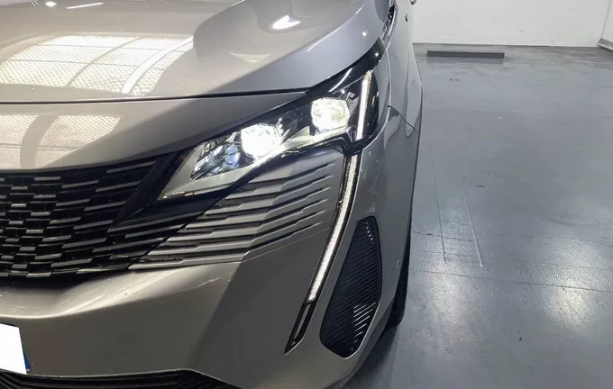 PEUGEOT 3008 Hybrid 225 e-EAT8 GT photo 19 2130645