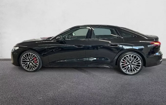 AUDI A5 TFSI 204 ch S tronic 7 Quattro S line extérieur côté gauche 2123342