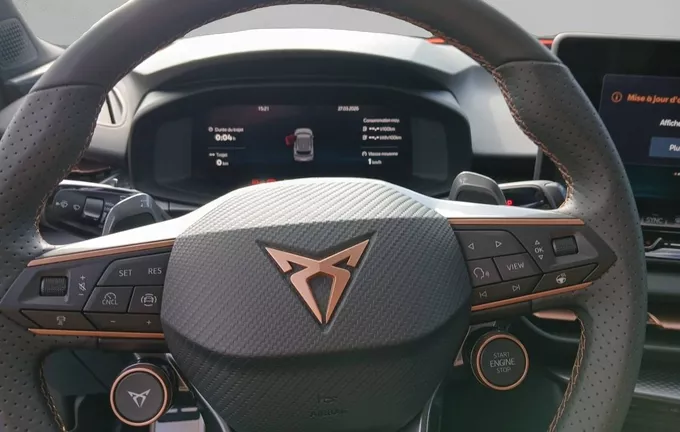 CUPRA TERRAMAR 1.5 eHybrid 204 ch DSG6 V photo 12 0703