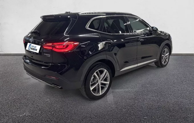 MG EHS 1.5T GDI PHEV Luxury extérieur trois quart arrière droit 601090