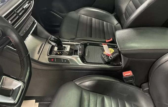 MG EHS 1.5T GDI PHEV Luxury photo 13 601090