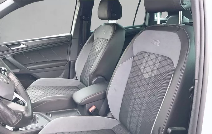 VOLKSWAGEN TIGUAN 1.4 eHybrid 245ch DSG6 R-Line extérieur trois quart arrière droit 460413
