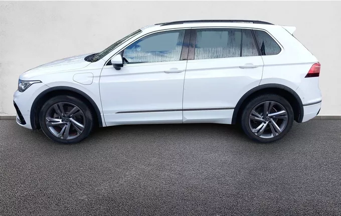 VOLKSWAGEN TIGUAN 1.4 eHybrid 245ch DSG6 R-Line extérieur trois quart arrière gauche 460413
