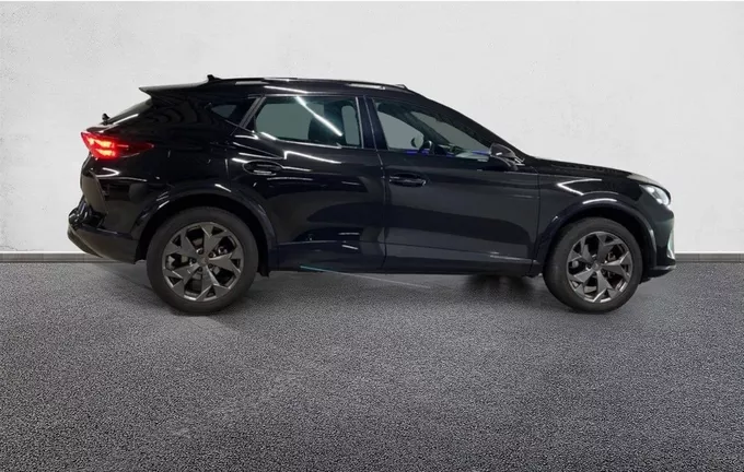 CUPRA FORMENTOR 1.5 eTSI Hybrid 150 ch DSG7 V extérieur côté droit 2128151