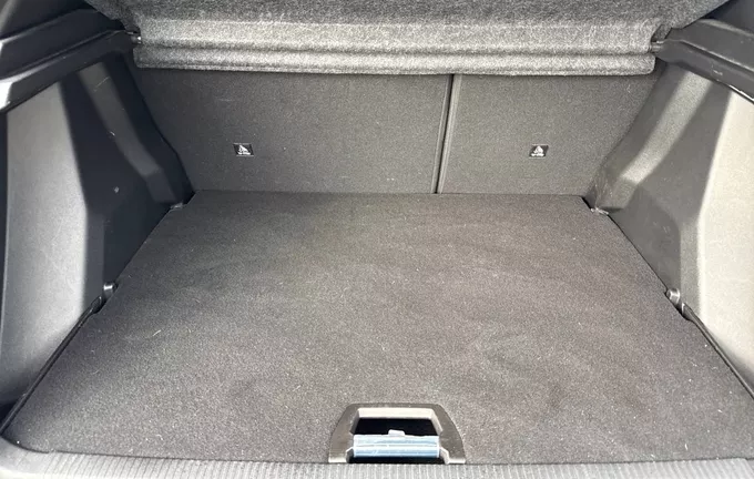 PEUGEOT 2008 PureTech 130 S&S EAT8 photo 10 2130644