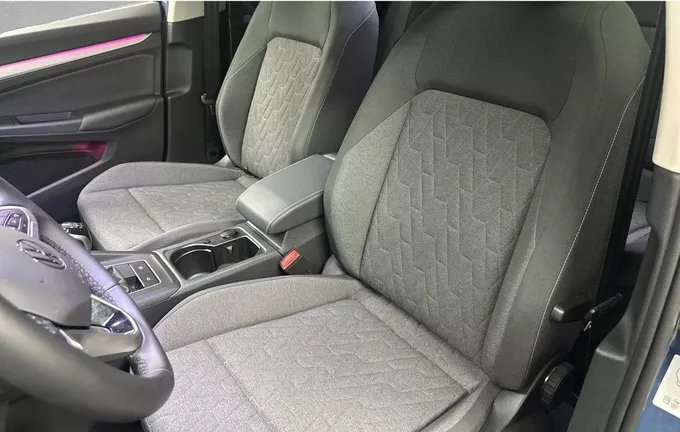VOLKSWAGEN GOLF 1.5 TSI EVO2 116 BVM6 VW Edition extérieur trois quart arrière droit 2128665