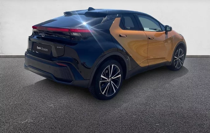TOYOTA C-HR Hybride 200 Collection Premiere extérieur trois quart arrière droit 1103622