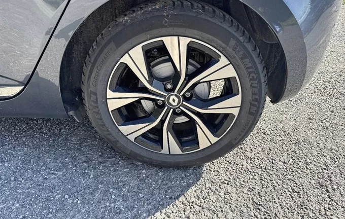 RENAULT CLIO E-Tech 140 - 21N Limited photo 13 946293