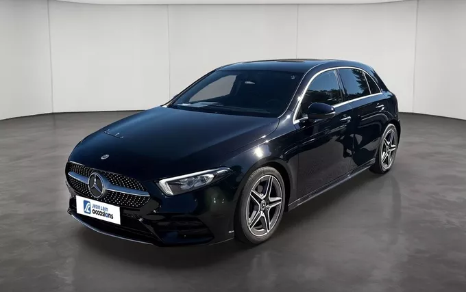 MERCEDES CLASSE A 200 7G-DCT AMG Line extérieur trois quart avant gauche 2132471