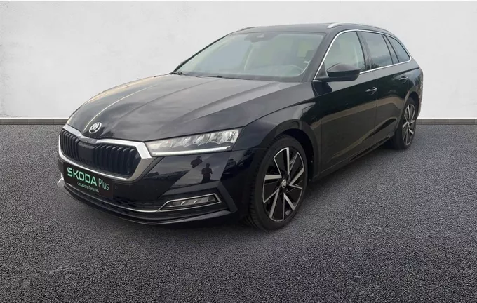 SKODA OCTAVIA Combi 1.4 TSI PHEV iV 204 ch DSG6e Style extérieur trois quart avant gauche 2131005