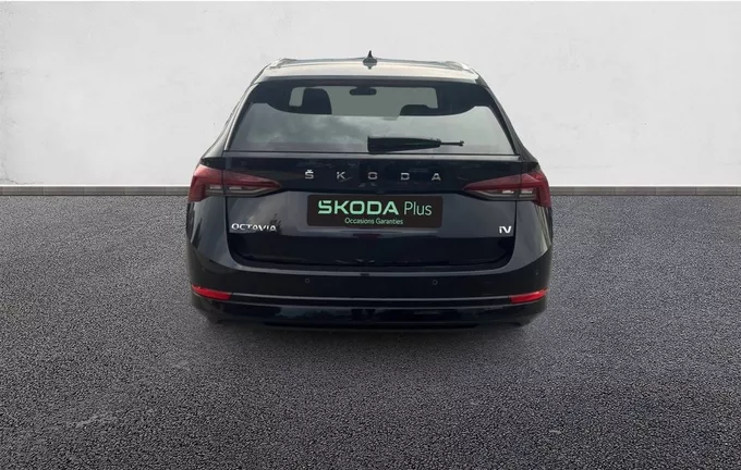 SKODA OCTAVIA Combi 1.4 TSI PHEV iV 204 ch DSG6e Style extérieur côté gauche 2131005