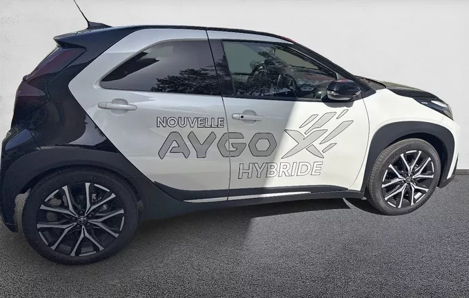TOYOTA AYGO X Hybride 116h GR Sport extérieur côté droit 99482