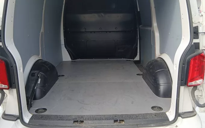 VOLKSWAGEN UTILITAIRES TRANSPORTER 6.1 VAN L1H1 2.0 TDI 150 DSG7 BUSINESS LINE PLUS photo 10 106359