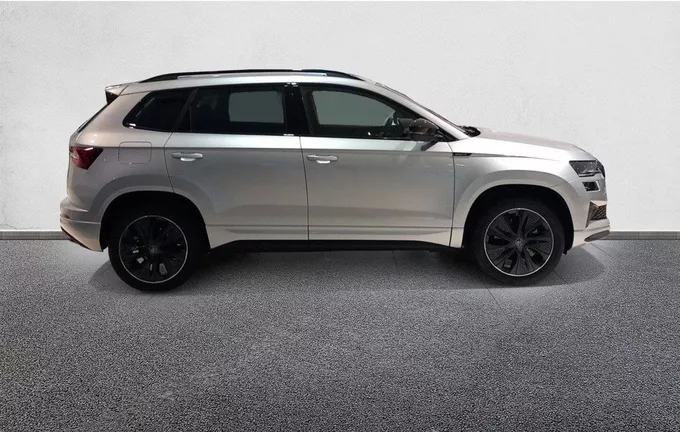 SKODA KAROQ 1.5 TSI Evo 2 150 ch ACT DSG7 Sportline extérieur côté droit 1587