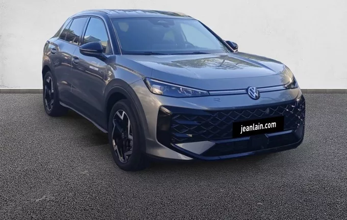 VOLKSWAGEN T-ROC 1.5 eTSI EVO2 Hybrid 150 ch DSG7 R-Line extérieur trois quart avant droit 1318