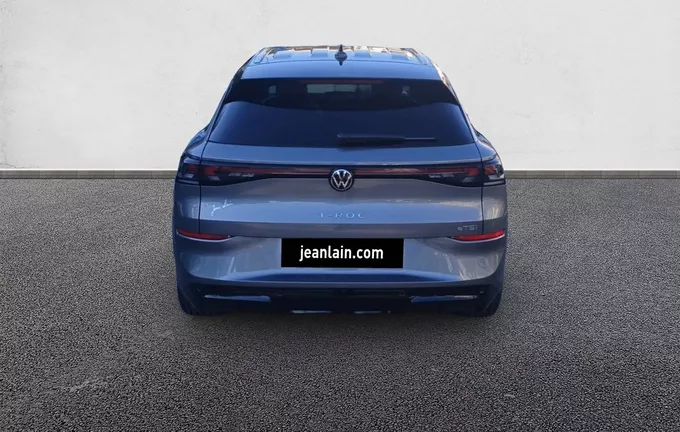 VOLKSWAGEN T-ROC 1.5 eTSI EVO2 Hybrid 150 ch DSG7 R-Line extérieur arrière 1318