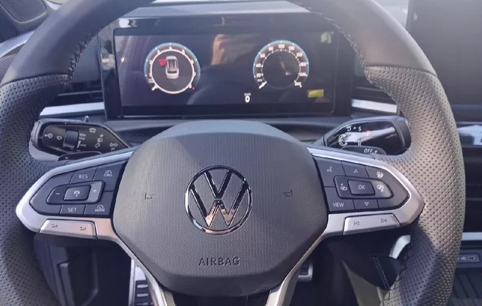 VOLKSWAGEN T-ROC 1.5 eTSI EVO2 Hybrid 150 ch DSG7 R-Line photo 12 1318