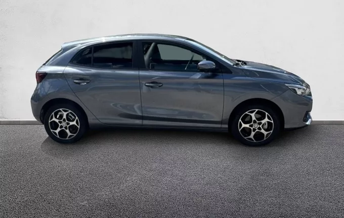 MG MG3 1.5 L Hybrid+ 195 ch Luxury extérieur côté droit 8355