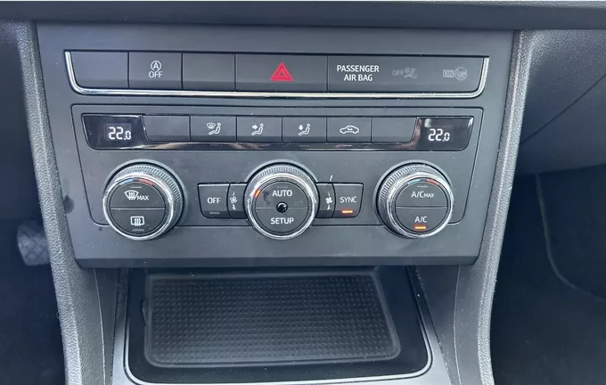 SEAT LEON 1.6 TDI 115 Start/Stop BVM5 Style photo 17 213062