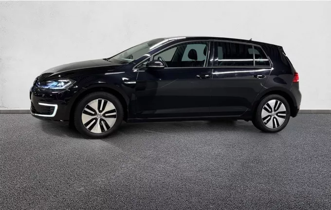 VOLKSWAGEN GOLF E-Golf 136 Electrique extérieur trois quart arrière gauche 2130608